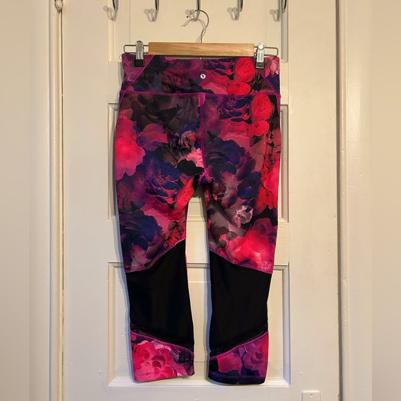 3/4 length Workout Leggings - Xersion Brand - Floral Print - Size S - Picture 10 of 10